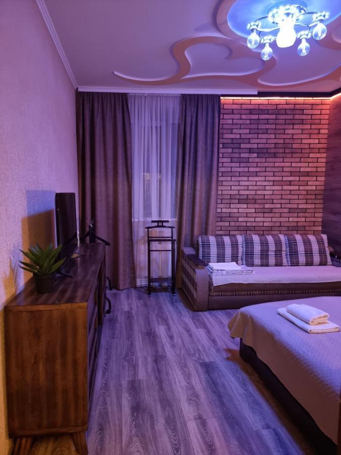 Petropavlivska Apartment Тиха Вуличка В Центрі Старого Міста Каменец-Подольский Экстерьер фото