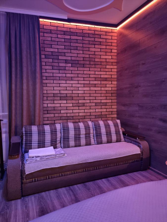 Petropavlivska Apartment Тиха Вуличка В Центрі Старого Міста Каменец-Подольский Экстерьер фото