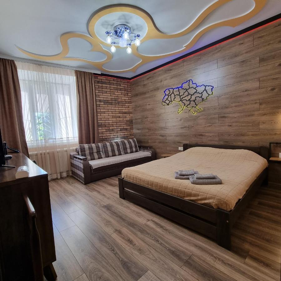 Petropavlivska Apartment Тиха Вуличка В Центрі Старого Міста Каменец-Подольский Экстерьер фото