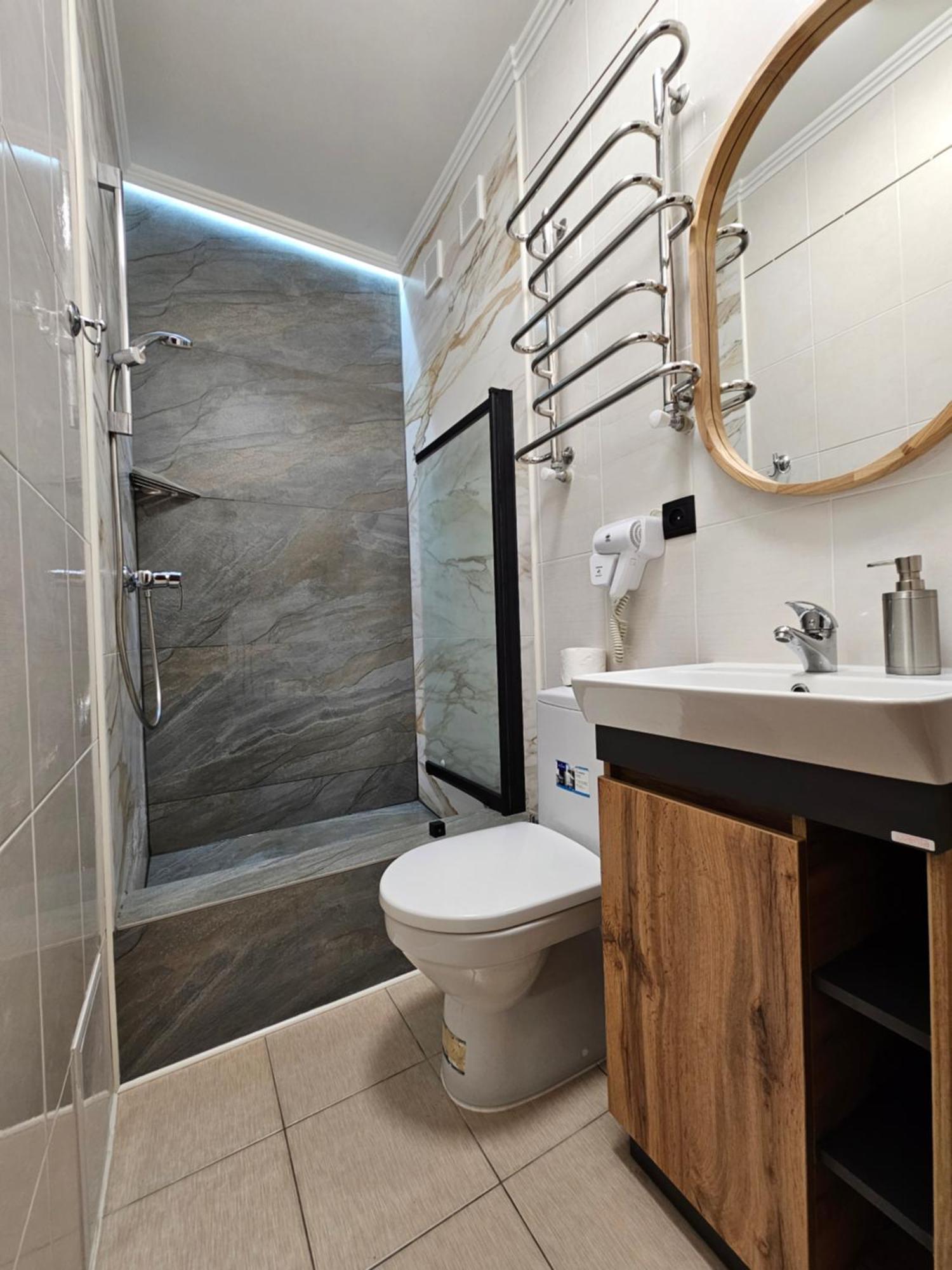 Petropavlivska Apartment Тиха Вуличка В Центрі Старого Міста Каменец-Подольский Экстерьер фото